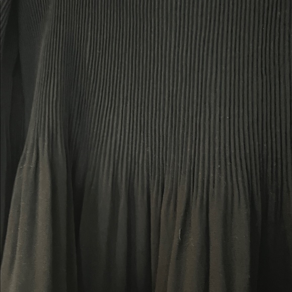 Wilfred Black Off-Shoulder Blouse with sheer oversized arms - Picture 2 of 5